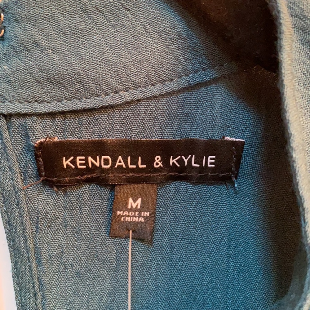 Kendall and Kylie crop top. Size M. Turquoise with lace bottom. NWT - Picture 3 of 7